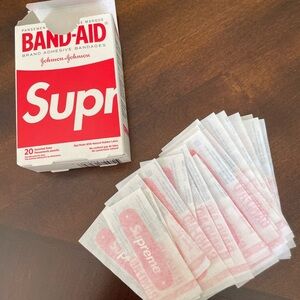 Supreme Band-Aid Adhesive Bandages - Red